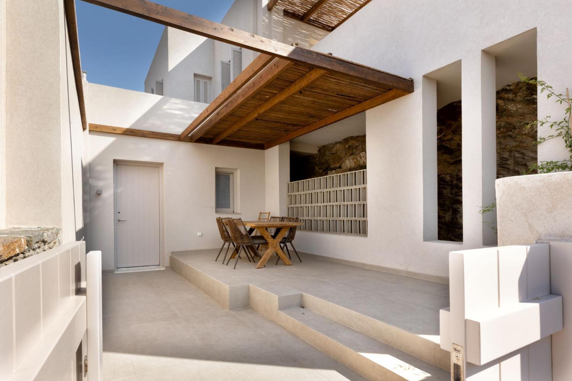 Yfes Hotell Kýthnos Eksteriør bilde
