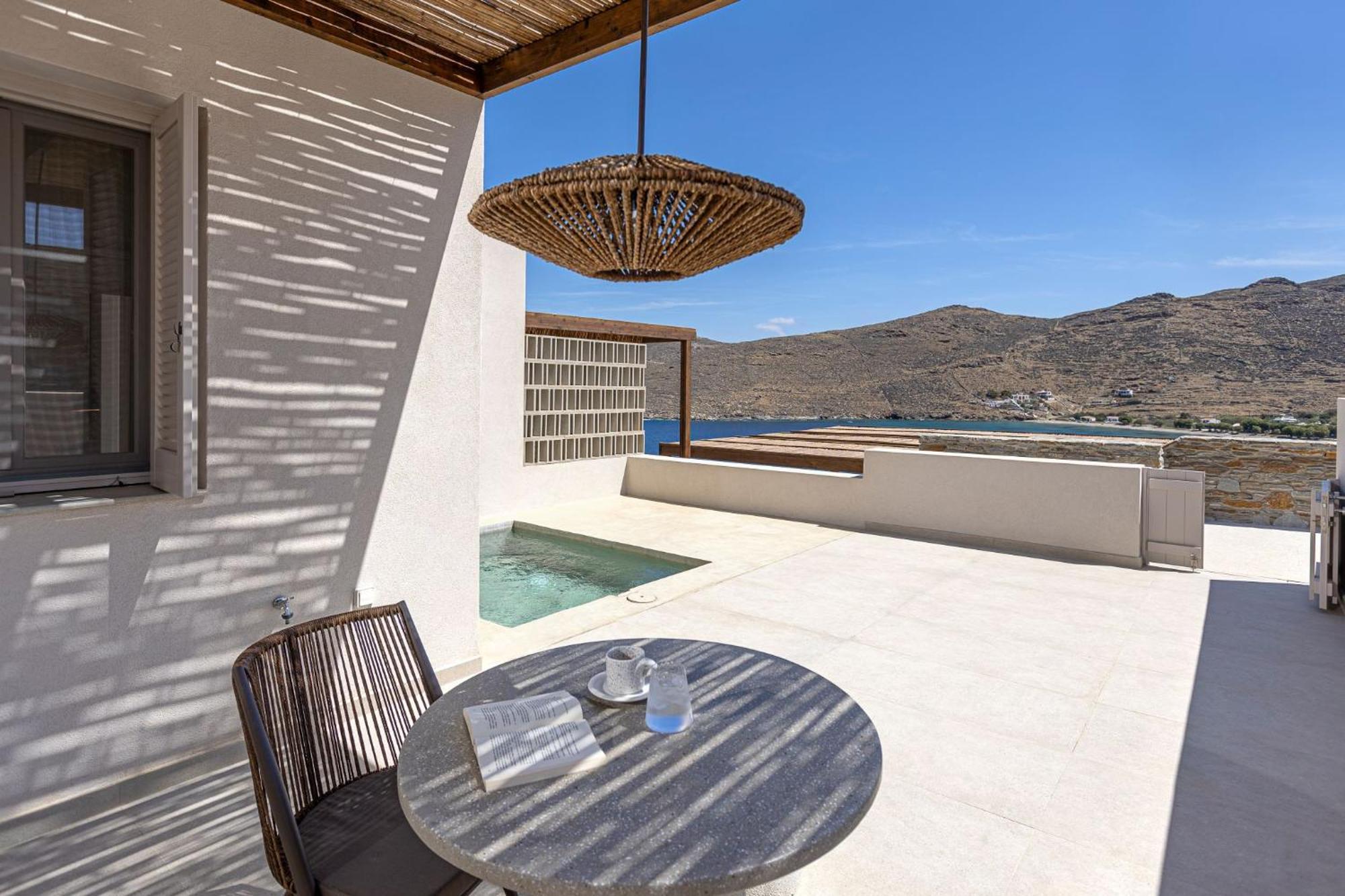 Yfes Hotell Kýthnos Eksteriør bilde