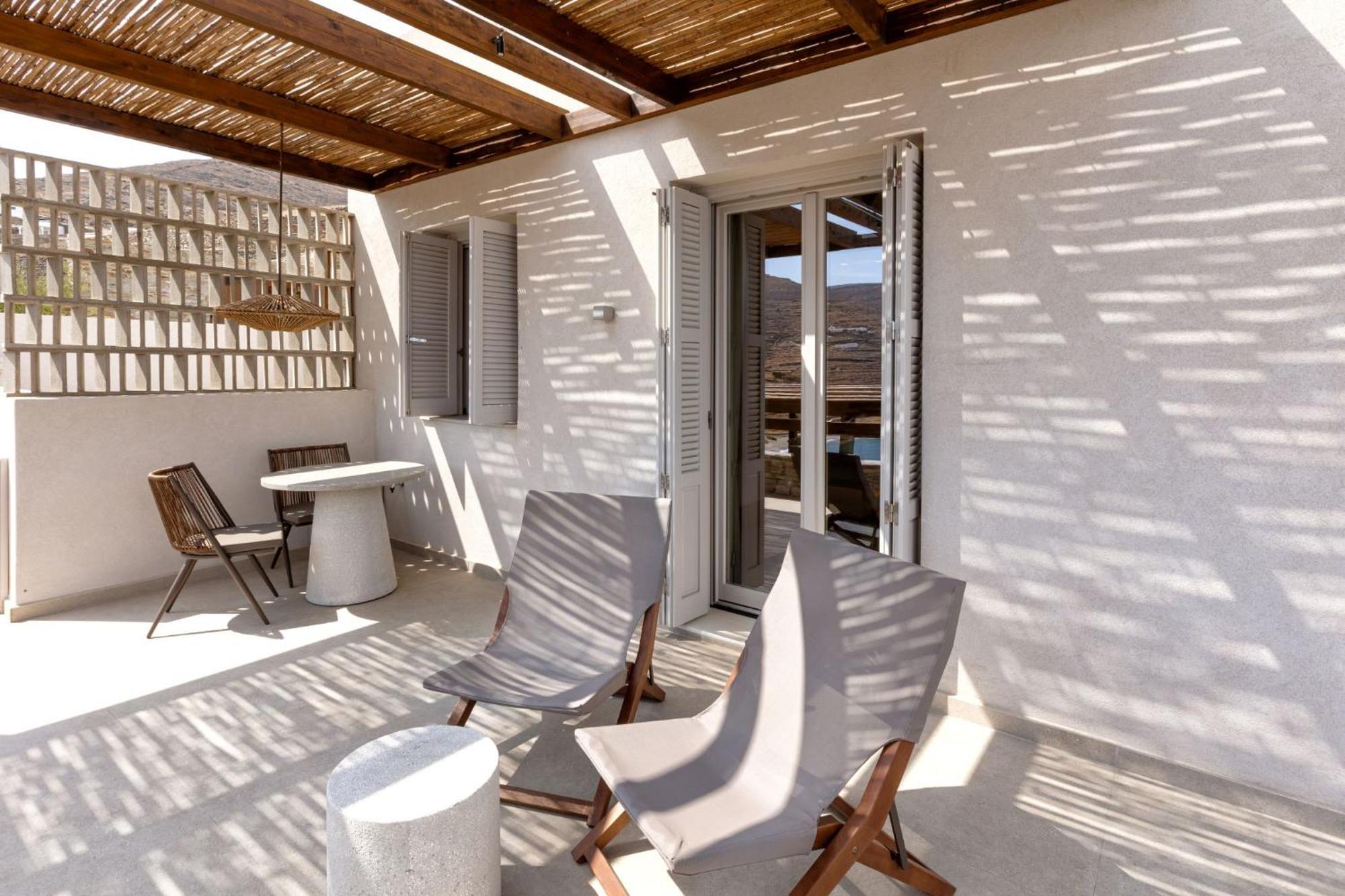 Yfes Hotell Kýthnos Eksteriør bilde
